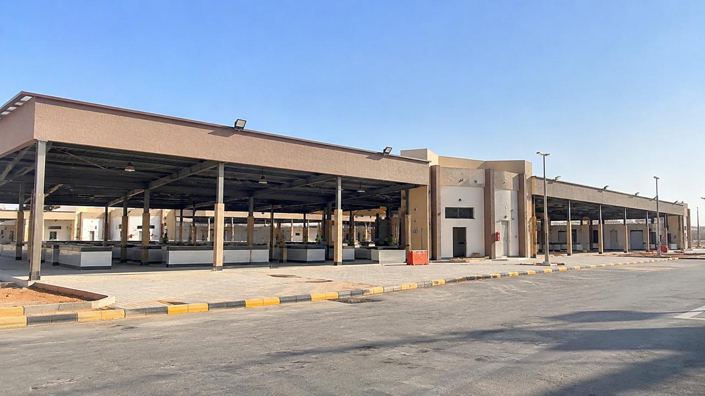 إنشاء سوق اللحوم والخضار بالعمار